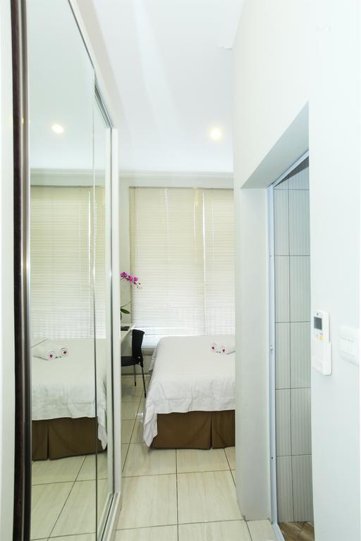 Topaz Residence Jakarta Eksteriør bilde